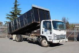 Best Yard Waste Removal  in Columbus, WI